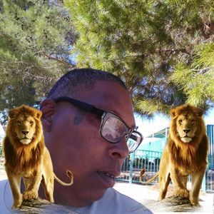 Meet your Posher, Lawrence